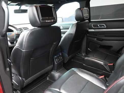 Used 2016 Ford Explorer Sport w/ Equipment Group 401A AWD/4WD image 25