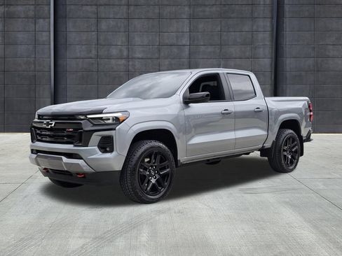 Used 2024 Chevrolet Colorado Z71 w/ Z71 Convenience Package 2 AWD/4WD image 1