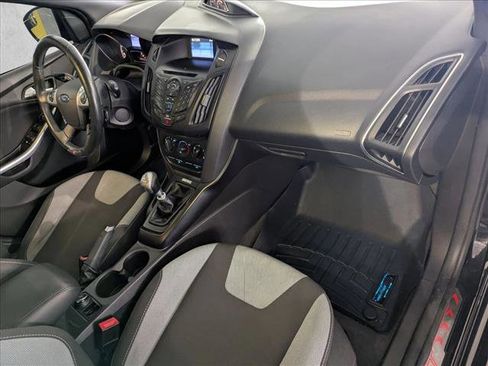 Used 2013 Ford Focus ST image 20