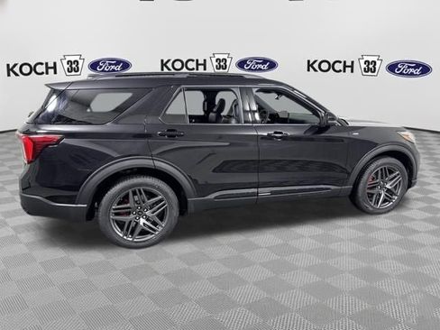 New 2026 Ford Explorer ST-Line w/ ST-Line Street Pack image 9