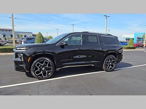 New 2026 Chevrolet Traverse High Country image 23