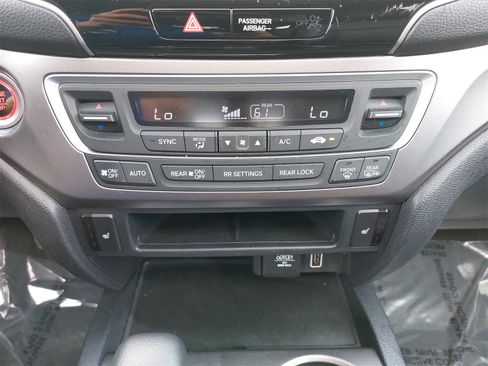 Used 2019 Honda Pilot EX-L image 25