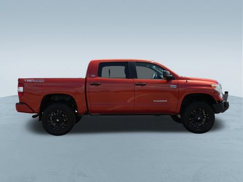 Used 2016 Toyota Tundra SR5 w/ TRD Off Road Package AWD/4WD image 10