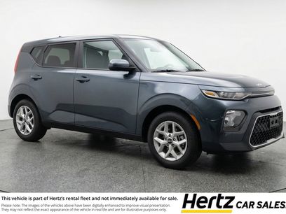 Used 2025 Kia Soul LX w/ LX Technology Package