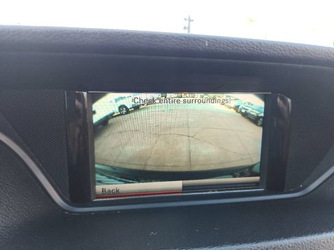 Used 2013 Mercedes-Benz E 350 Sedan image 18