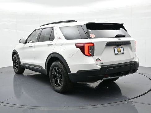 Used 2023 Ford Explorer Timberline w/ Timberline Technology Package AWD/4WD image 8