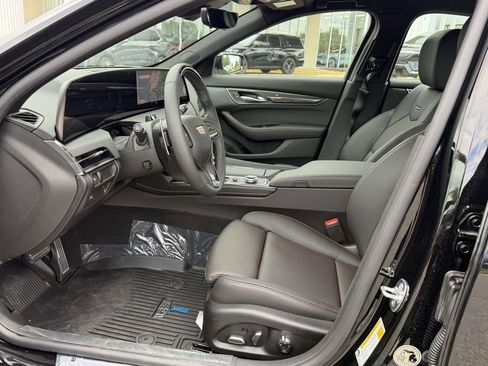 New 2026 Cadillac CT5 V w/ Technology Package AWD/4WD image 16