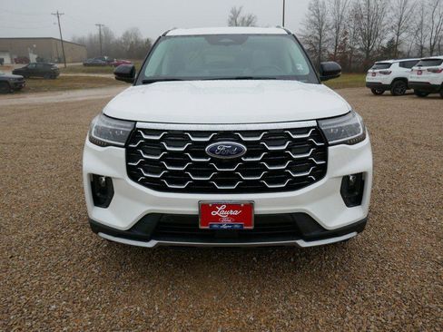 New 2026 Ford Explorer Platinum w/ LUX Leather Package AWD/4WD image 9