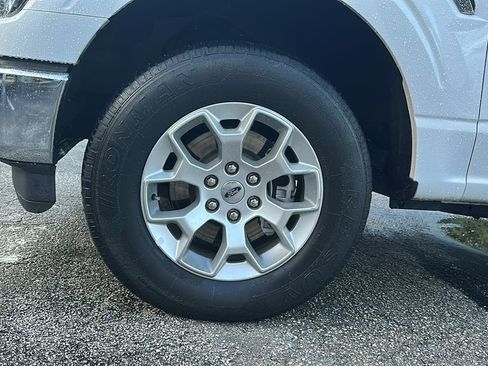 Used 2023 Ford F150 XLT image 13