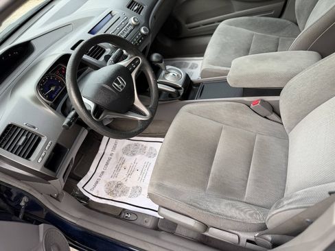 Used 2010 Honda Civic LX image 9
