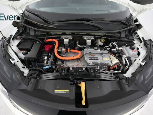 Used 2025 Nissan Ariya Platinum AWD/4WD image 26