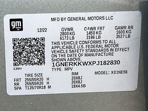 Used 2023 Chevrolet Traverse Premier FWD image 34