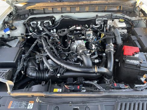 Used 2023 Ford Bronco Outer Banks image 31