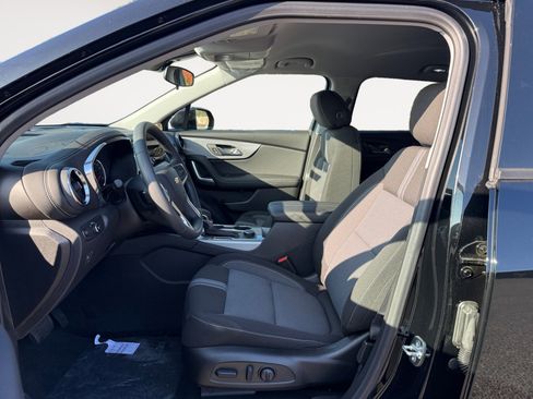 New 2025 Chevrolet Blazer LT w/ Midnight/Sport Edition image 10