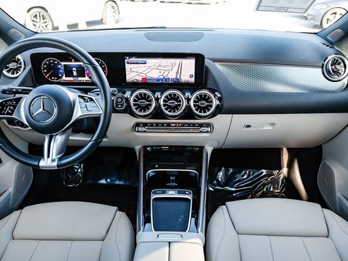 Certified 2025 Mercedes-Benz GLA 250 4MATIC image 7