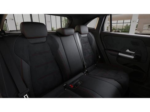 New 2026 Mercedes-Benz GLA 250 image 4