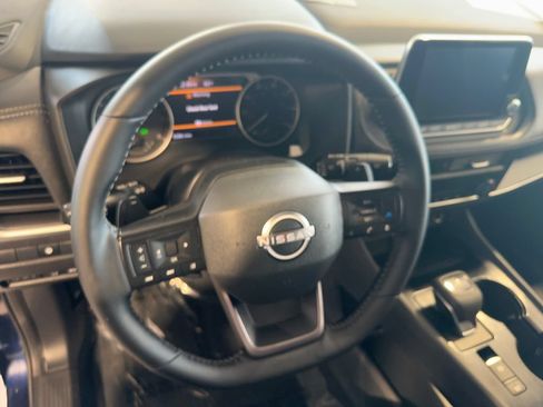 Used 2026 Nissan Rogue SV AWD/4WD image 28