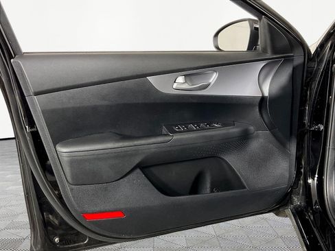 Used 2022 Kia Forte Sedan FWD image 19