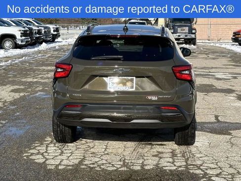 Certified 2024 Chevrolet Trax ACTIV w/ Sunroof Package image 6