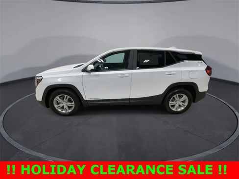 Used 2023 GMC Terrain SLE image 5