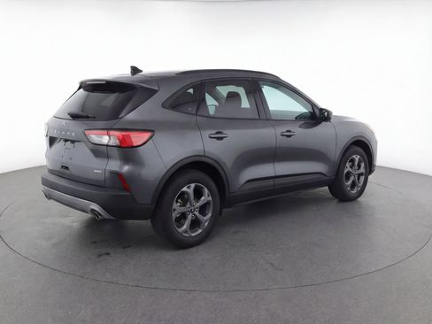 Used 2025 Ford Escape ST-Line image 9