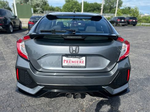Used 2018 Honda Civic Sport image 4