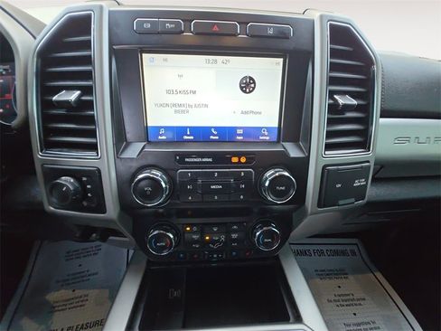 Used 2020 Ford F250 Lariat w/ Lariat Value Package image 11