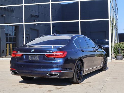 Used 2016 BMW 750i xDrive AWD/4WD image 7