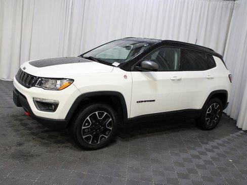 Used 2020 Jeep Compass Trailhawk image 3