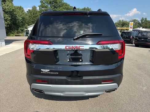 Used 2022 GMC Acadia SLE w/ Driver Convenience Package image 4