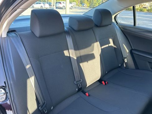 Used 2015 Volkswagen Jetta S image 46