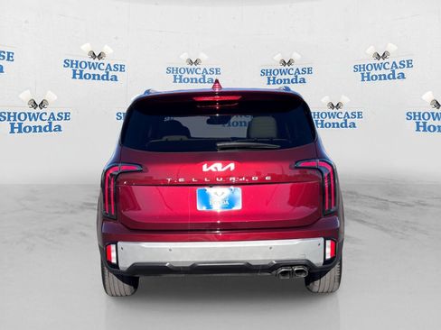 Used 2024 Kia Telluride EX w/ EX Captain's Chair Package FWD image 7