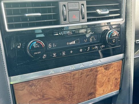 Used 2023 Nissan Armada SL w/ Captain's Chairs Package RWD image 16
