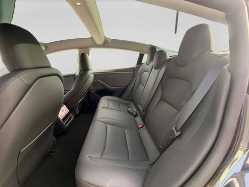 Used 2025 Tesla Model 3 Long Range RWD image 28