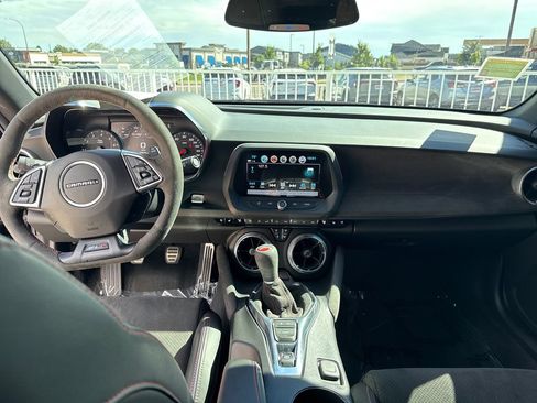 Used 2018 Chevrolet Camaro ZL1 RWD image 12