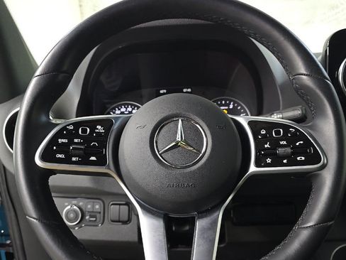 Used 2024 Mercedes-Benz Sprinter 2500 image 10