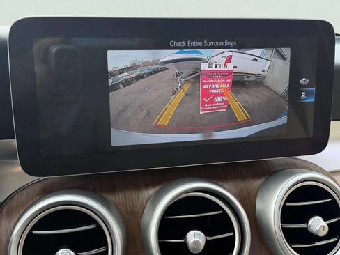 Used 2020 Mercedes-Benz GLC 300 4MATIC image 45