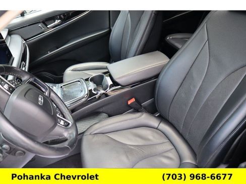 Used 2023 Lincoln Nautilus Reserve image 20