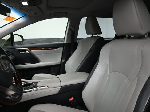 Used 2018 Lexus RX 350L FWD image 17