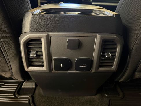 Used 2020 Ford F150 XLT w/ Equipment Group 302A Luxury AWD/4WD image 23