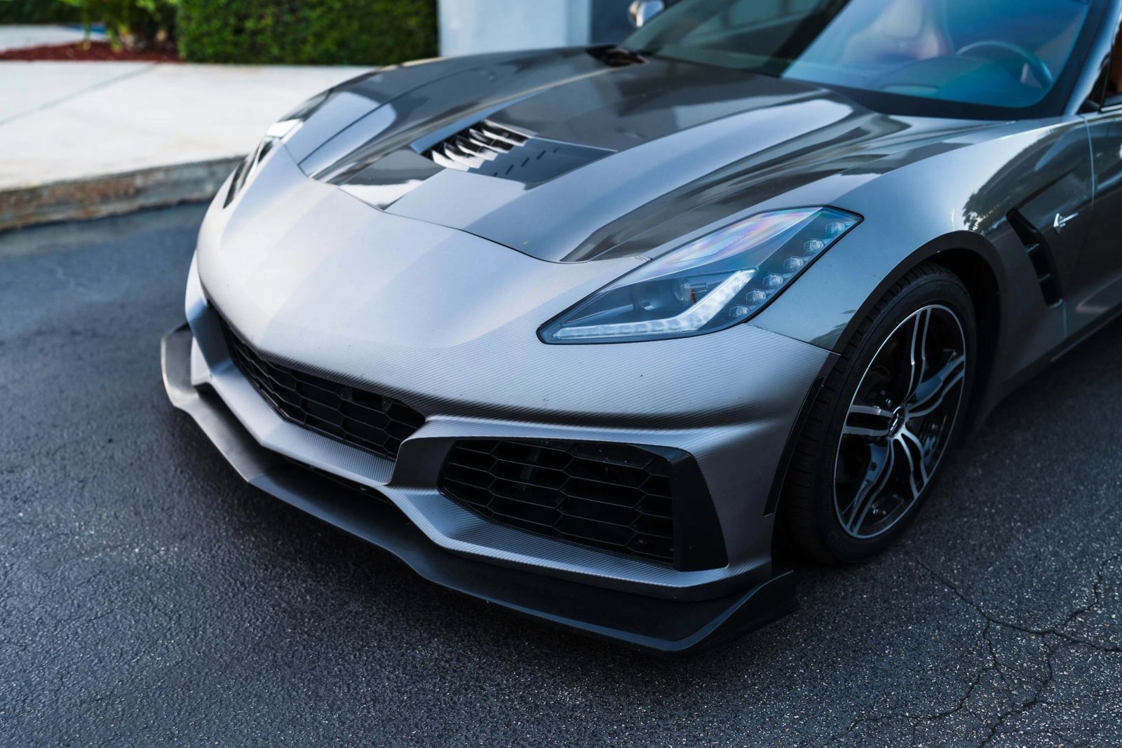 Used 2016 Chevrolet Corvette Stingray Coupe w/ 2LT Preferred Equipment Group RWD image 4