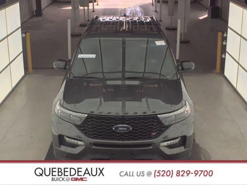Used 2020 Ford Explorer ST image 2