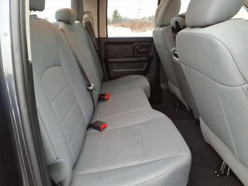 Used 2018 RAM 1500 Express w/ Express Value Package image 11