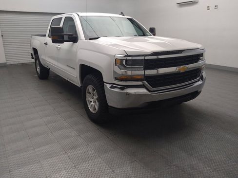 Used 2018 Chevrolet Silverado 1500 LT w/ Trailering Package AWD/4WD image 14