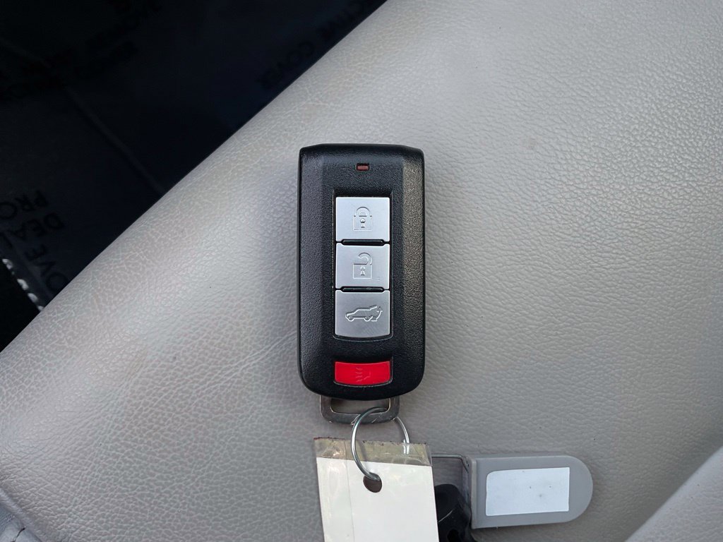 Used 2024 Mitsubishi Eclipse Cross SEL AWD/4WD image 29