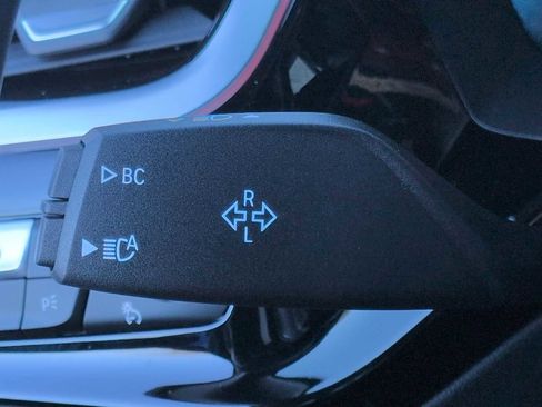 Used 2025 BMW Z4 M40i w/ Premium Package image 25