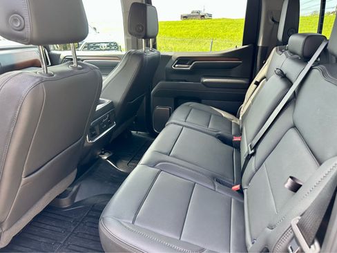 Used 2026 GMC Sierra 1500 Denali AWD/4WD image 13