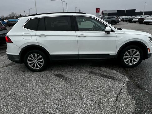 Used 2019 Volkswagen Tiguan SE image 6