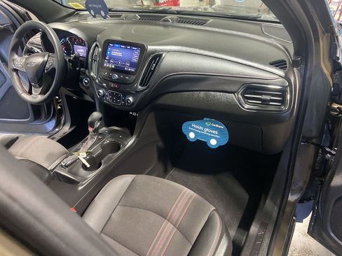 Used 2023 Chevrolet Equinox RS image 27