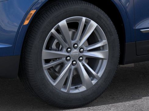 New 2025 Cadillac XT5 Premium Luxury w/ LPO, Floor Liner Package image 9